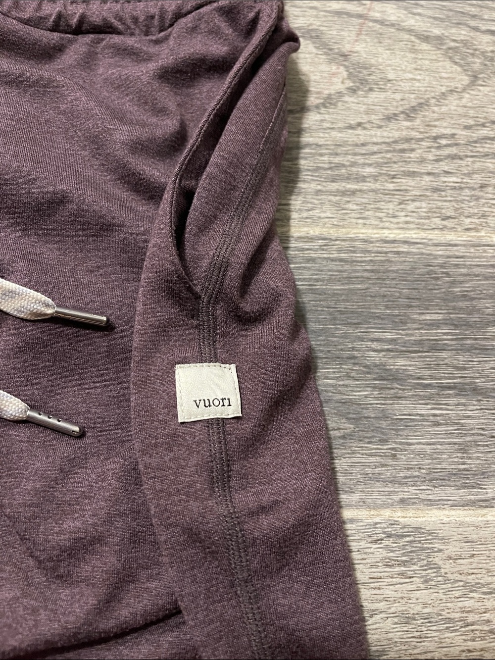 Vuori Women’s Performance Joggers - Picture 4 of 7